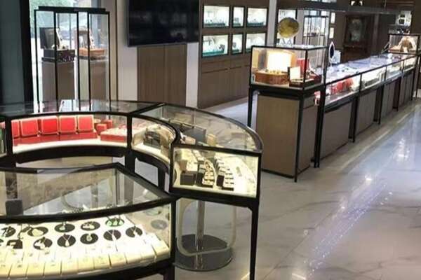 包头石拐区奢侈品回收